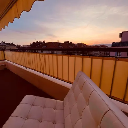 Apartamento Stunning Penthouse With Large Terrasses & 360 View Niza Exterior foto